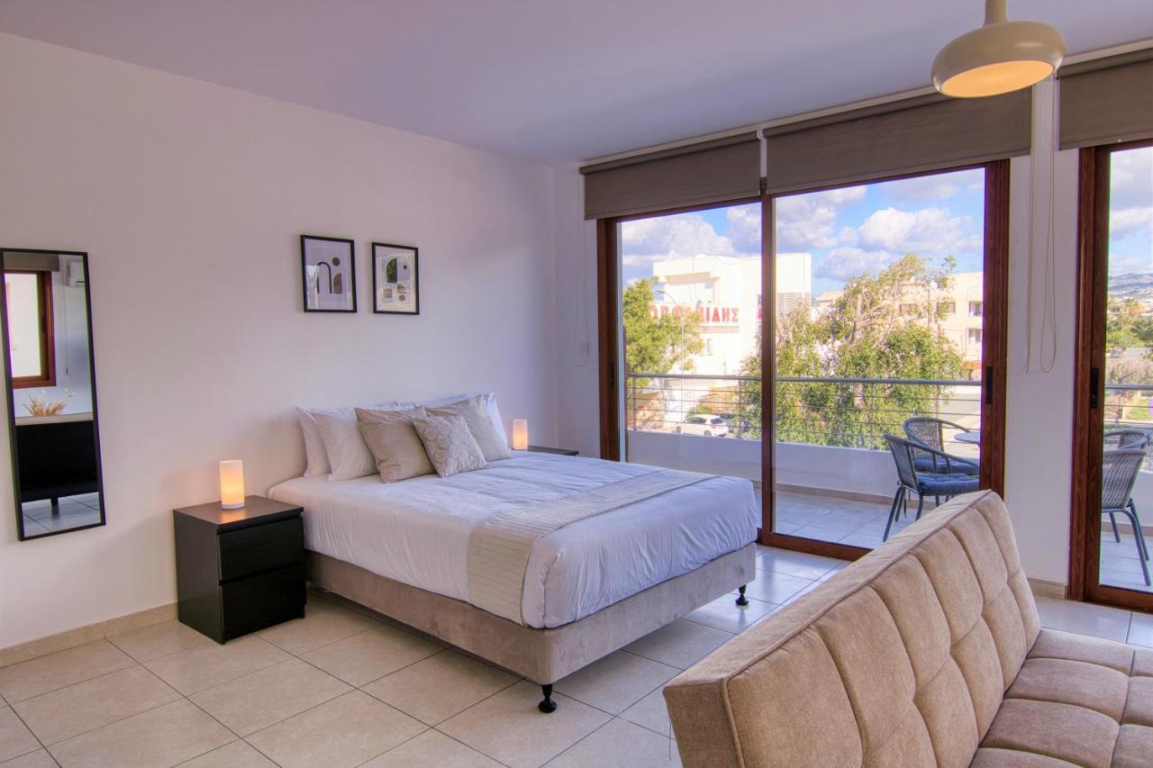 Phaedrus Living: Flat 103