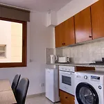 Phaedrus Living: City Flat Palas 103